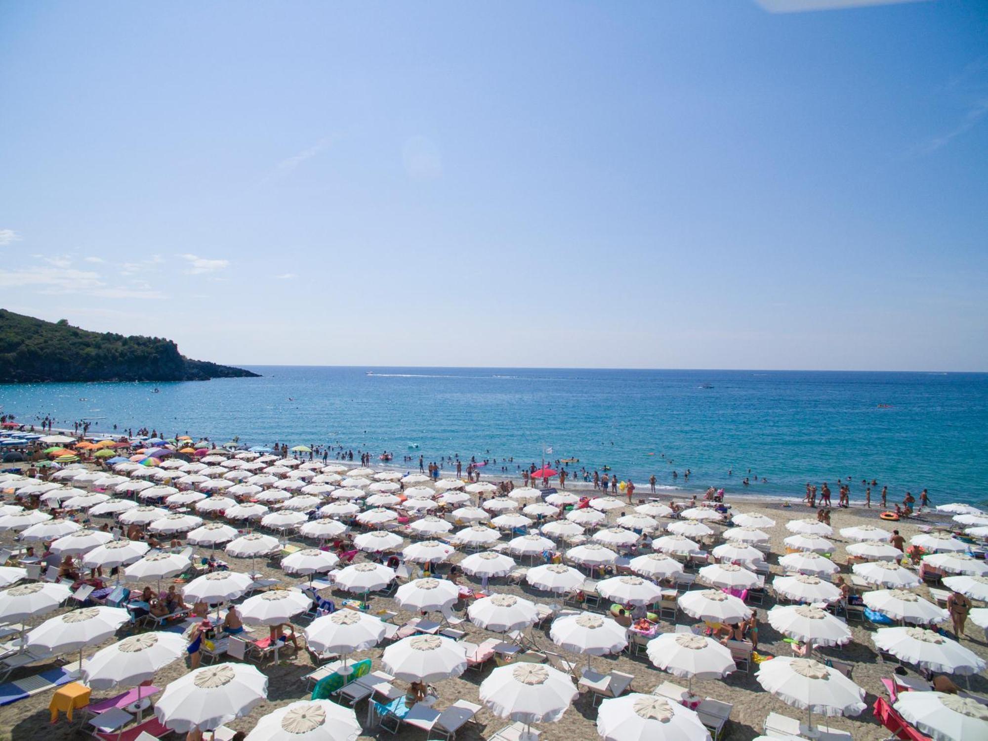 Blue Marlin Daire Marina di Camerota Dış mekan fotoğraf