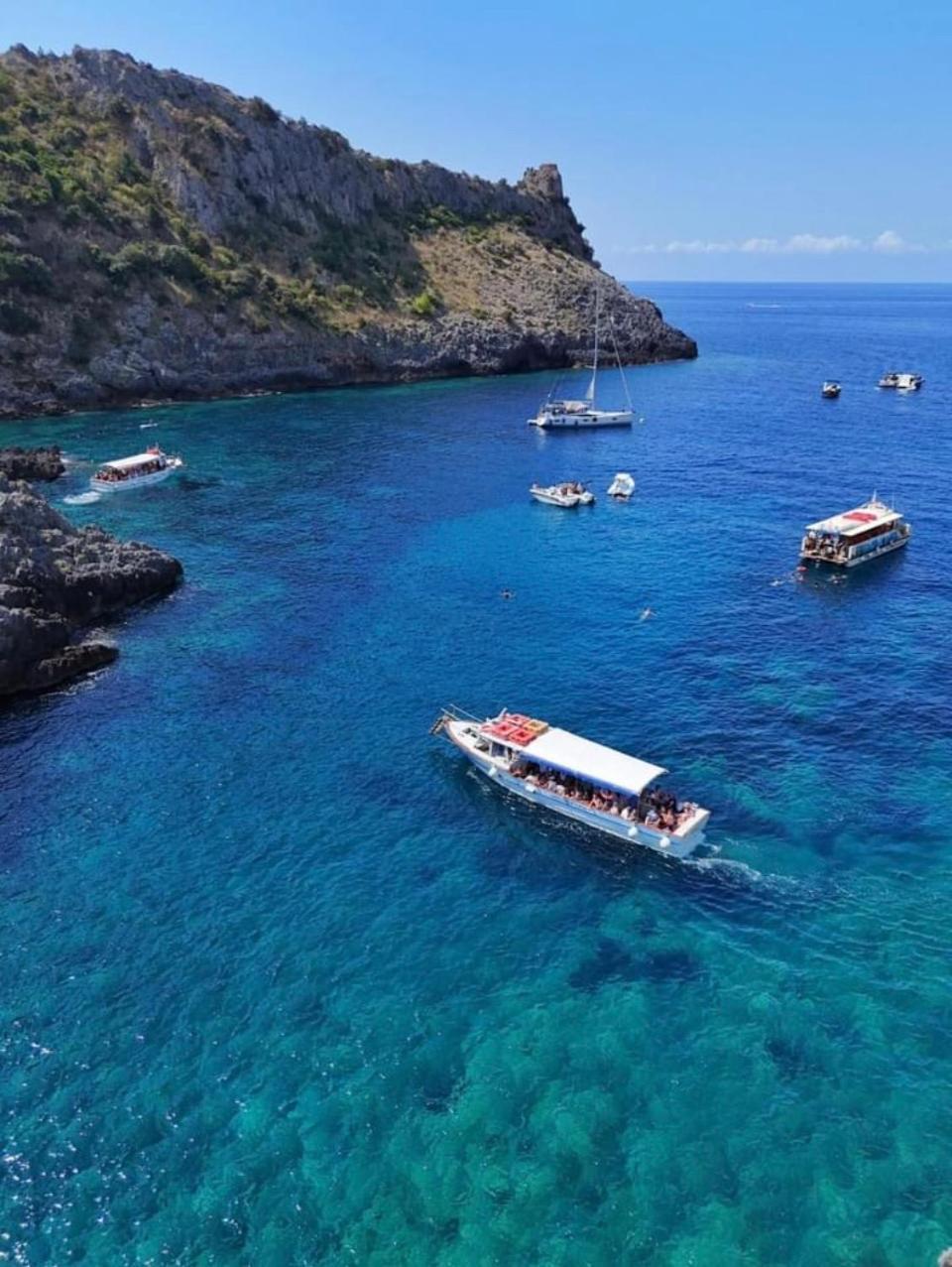 Blue Marlin Daire Marina di Camerota Dış mekan fotoğraf